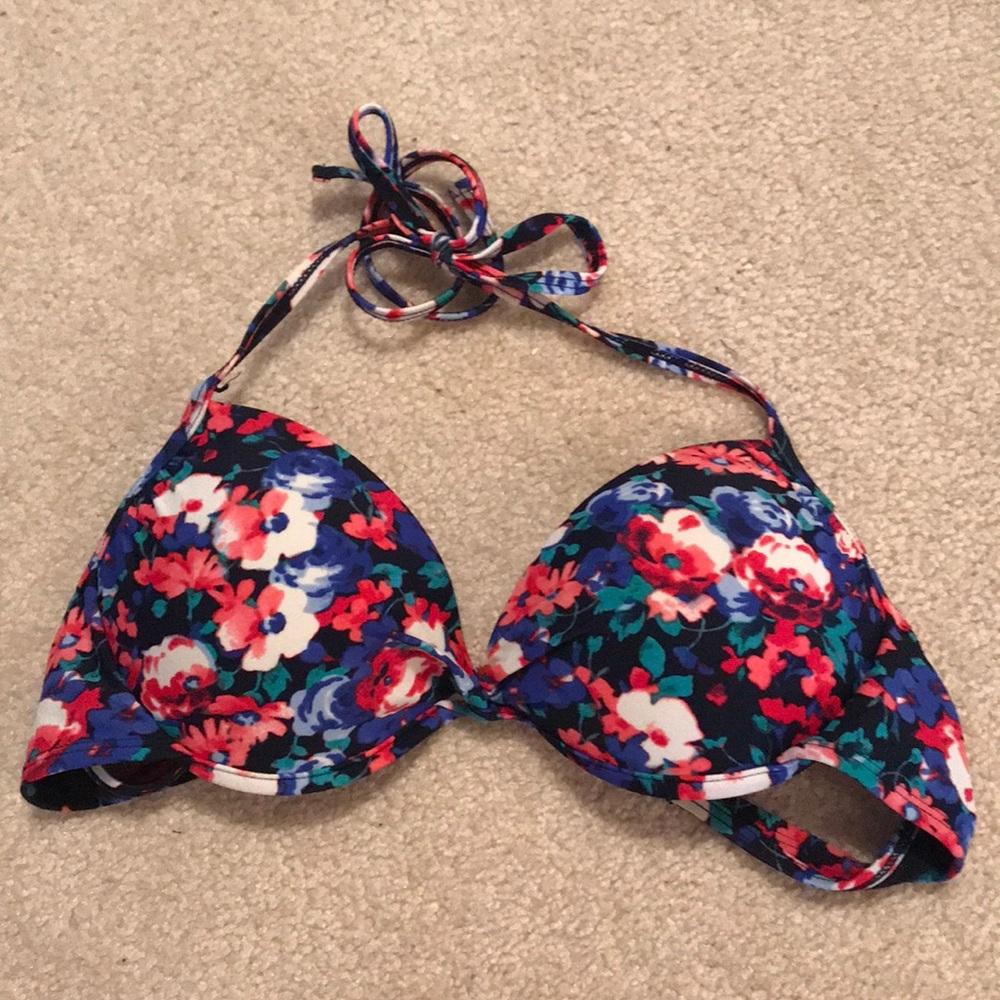 Target bikini - Picture 1 of 4